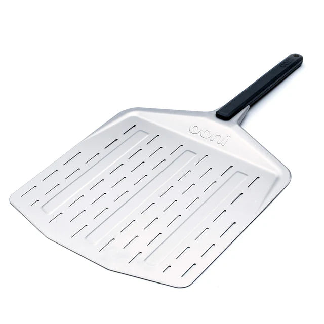 Ooni Perforierte Pizzaschaufel - 30 cm 12″