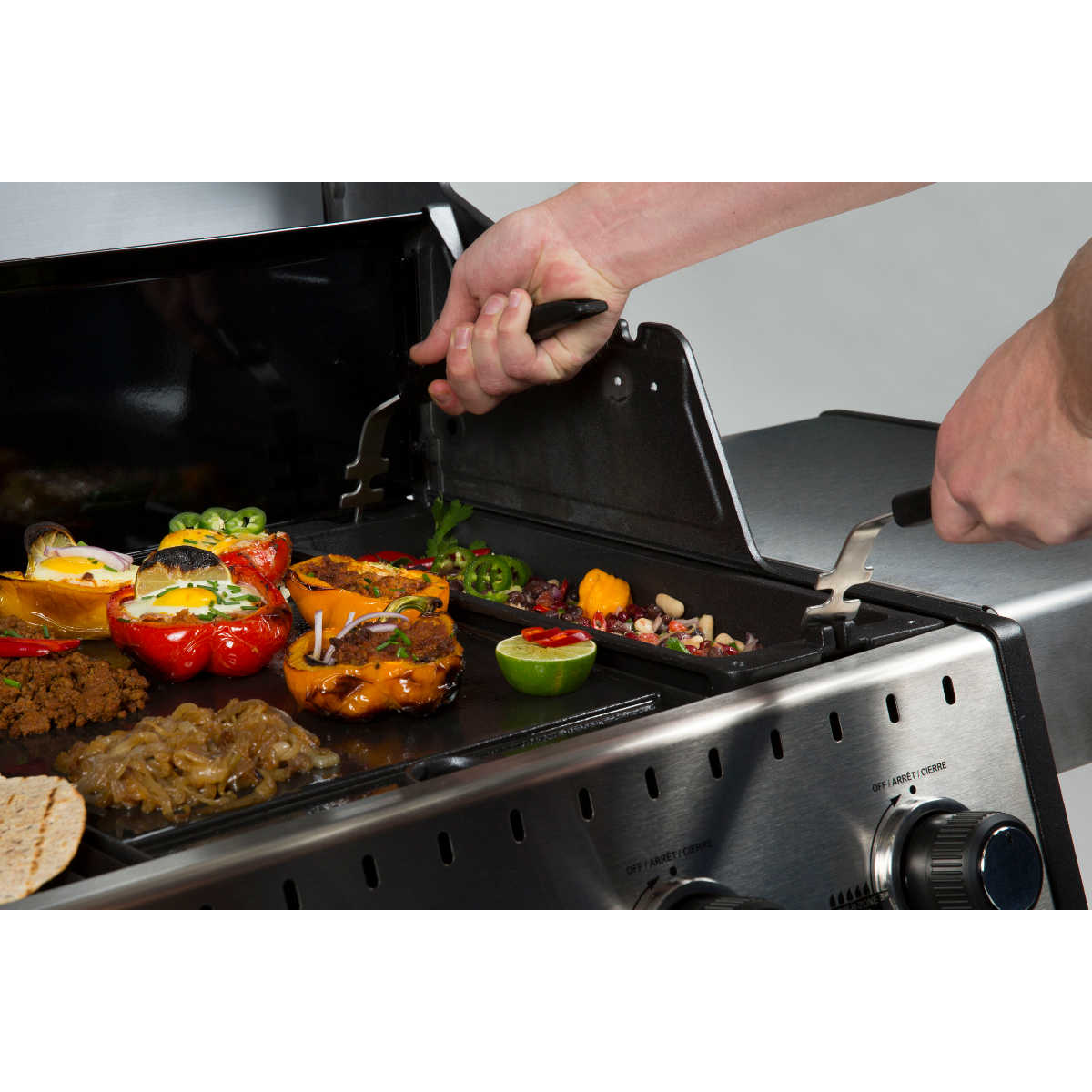 Broil King Wokeinsatz, Gusseisen