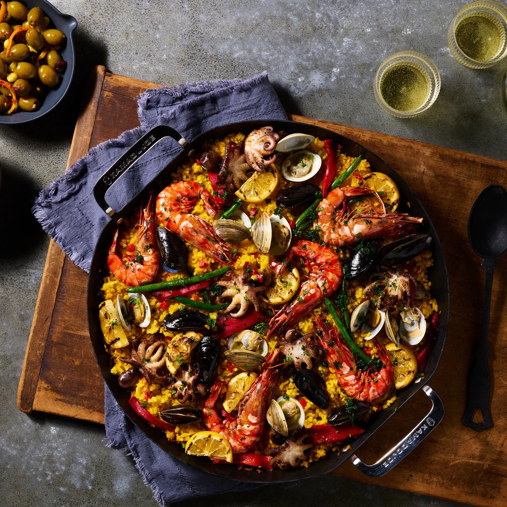 Anwendungsbild 4 KamadoJoe Paella Pfanne